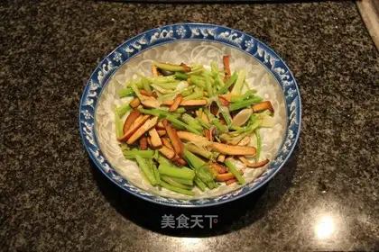 Celery fried beans