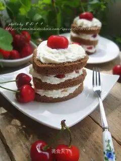 Cherry cocoa cake