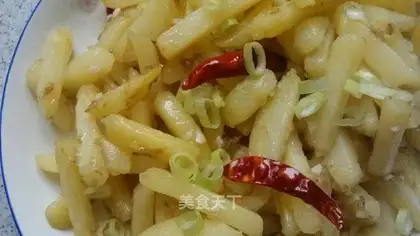 Dry potatoes