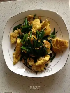 Garlic fried eggs