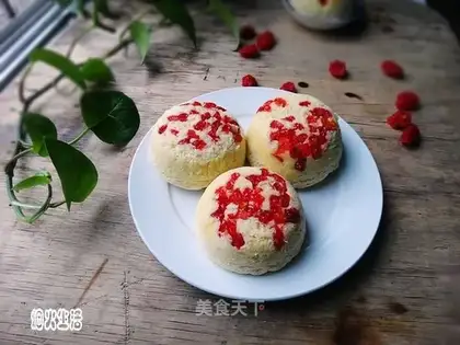 Holy fruit buns