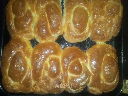 Old red bean bread