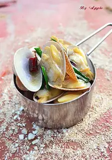 Pop-fried clams
