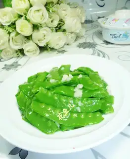 Garlic Dutch beans