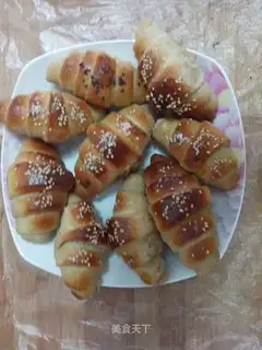 Cream horns