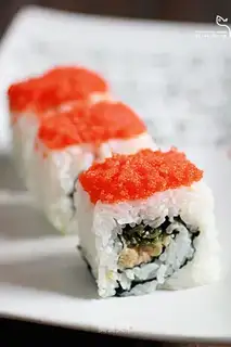 Flying fish seed sushi rolls
