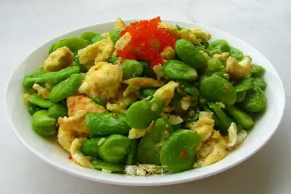 Eggs and peas