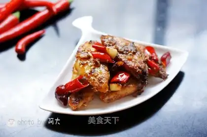 The spicy spicy larvae