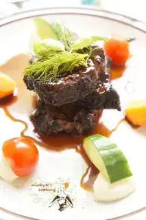 Black pepper steak, honey sauce