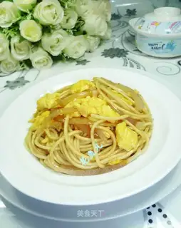 Onion egg noodles