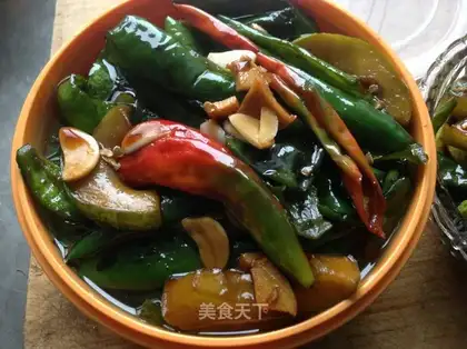 Chili cucumber pickles