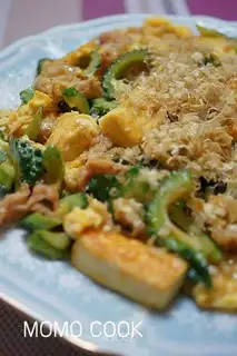 Eggs, tofu, tofu