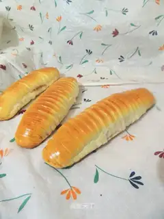 caterpillar bread