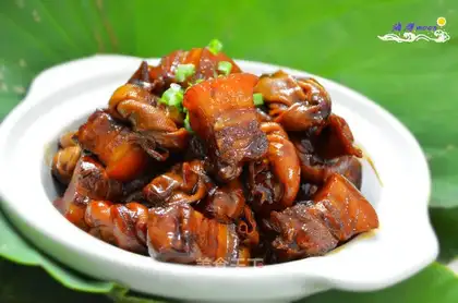 A thousand pieces of roast meat