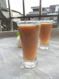 Rose rice milk tea