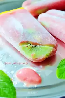 ♪ Strange melon popsicle ♪