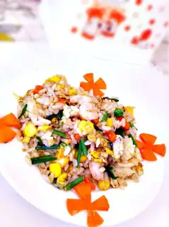 Five eggs of fried rice
