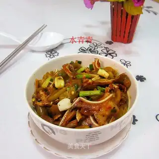 Spicy pig ears
