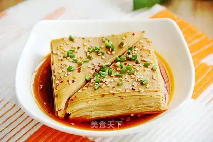 Spicy tofu skin