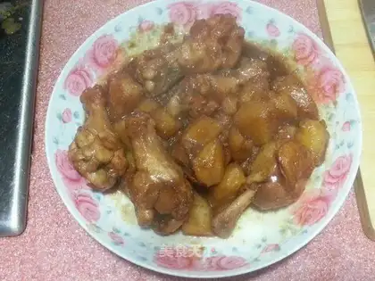 Potato stew chicken wings