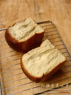 Smelt banana toast