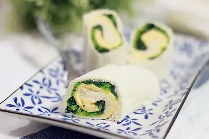 Spinach cheese toast