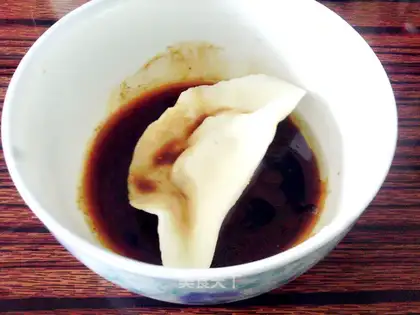 A flower dumpling
