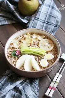 Lemon Jell-O lime Pear Noodle