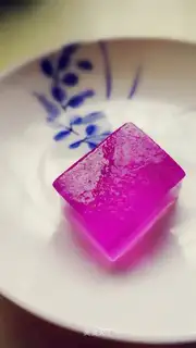Purple cool powder