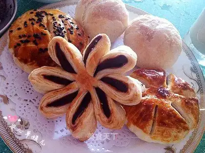 White-covered snacks