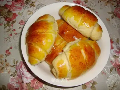 Cream bread