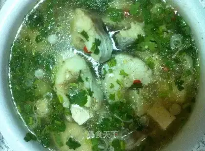 Sour cod tofu soup