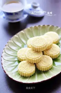 Butter, green bean cake
