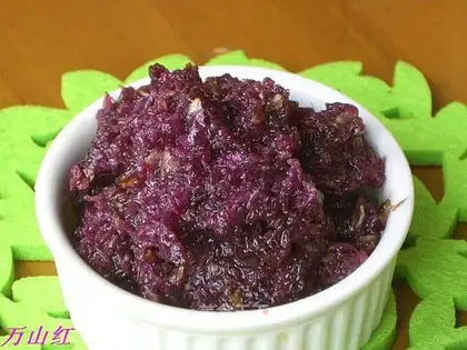 Homemade rose sauce