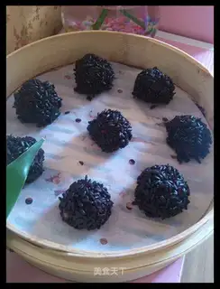 The rice pearls