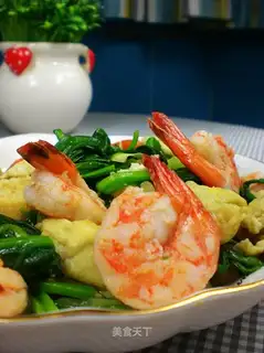 stir-fried spinach with shrimp balls