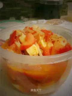 Boiled tofu with tomato and minced meat