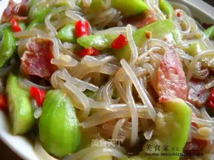 stir-fried potato flour with fragrant belly towel gourd
