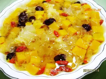 Tremella pumpkin soup