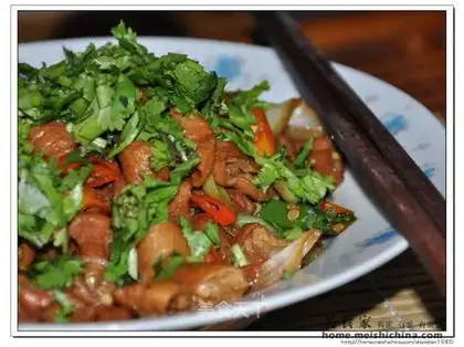 stir-fried pork sausage with pepper