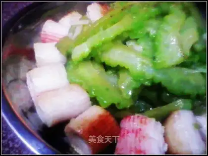 stir-fried balsam pear with crab meat stick