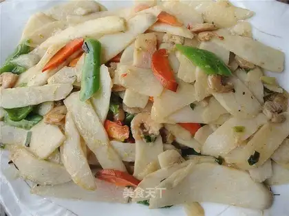 stir-fried yam slices with sea rice