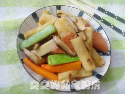 Gong-roasted lotus root