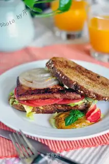 Vanilla tofu sandwich