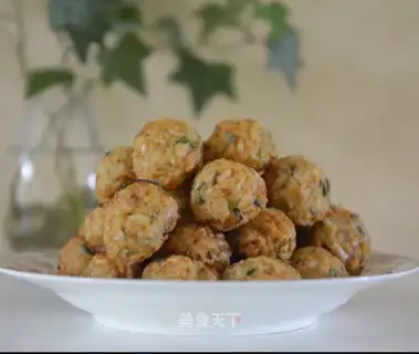 Meat and rice balls