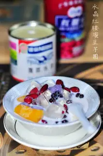 Crystal red bean taco