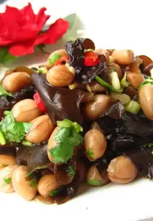 ♪ Cold-boiled peanuts, black-muck ♪