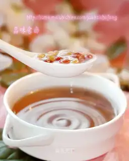 Red bean lily rice soup