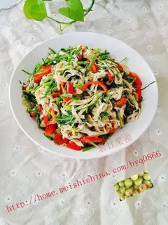 The red pepper sauce