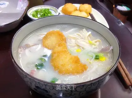 The big bones are making rice